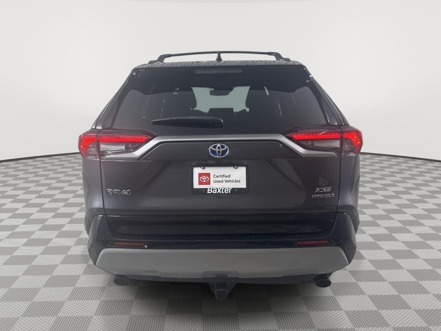 Certified Used 2024 Magnetic Gray Metallic/Midnight Black Metallic Toyota XSE image 15