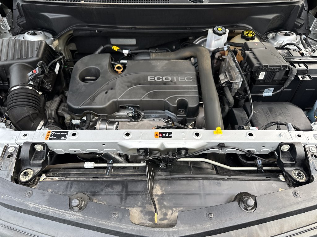 Used 2020 Silver Chevrolet LT image 10