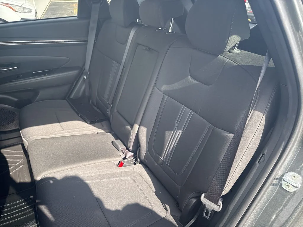 Used 2022 Gray Hyundai SEL image 35