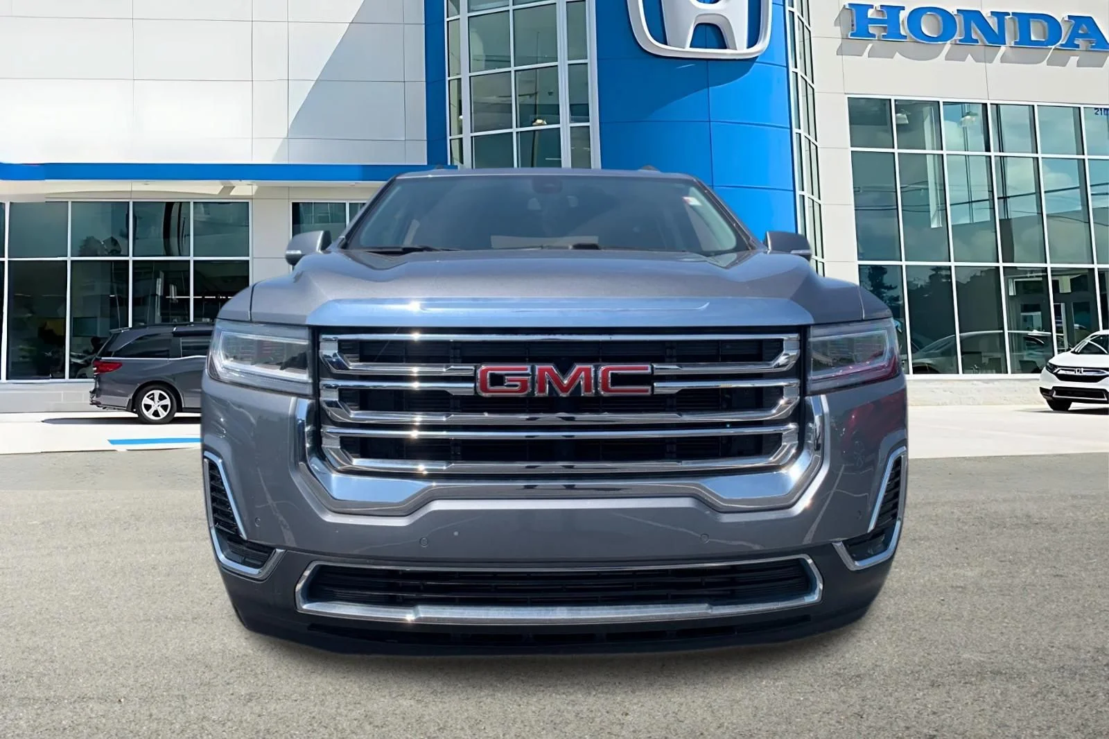 Used 2022 Gray GMC SLE image 7