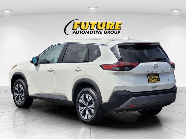 Used 2023 White Nissan SV image 7