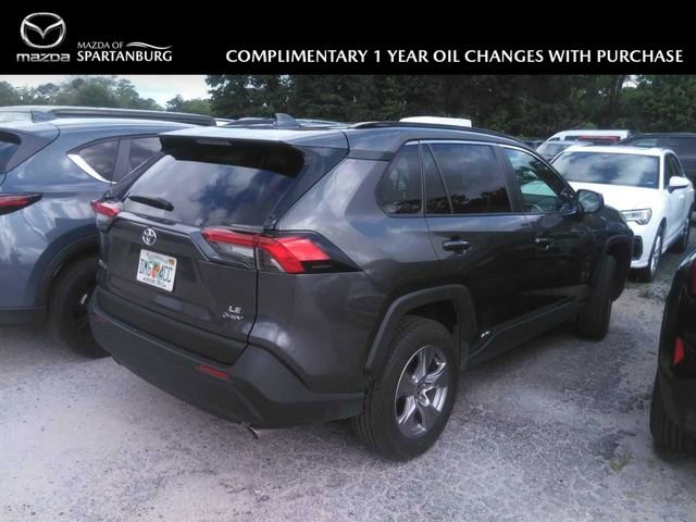 2025 Toyota RAV4 Hybrid LE