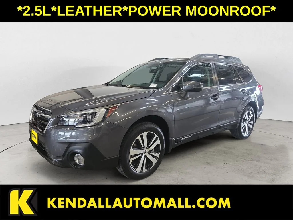 Used 2018 Gray Subaru 2.5i image 1