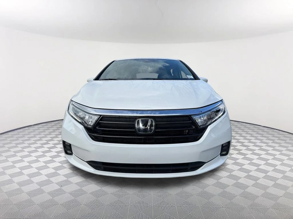 Used 2021 White Honda EX-L image 2