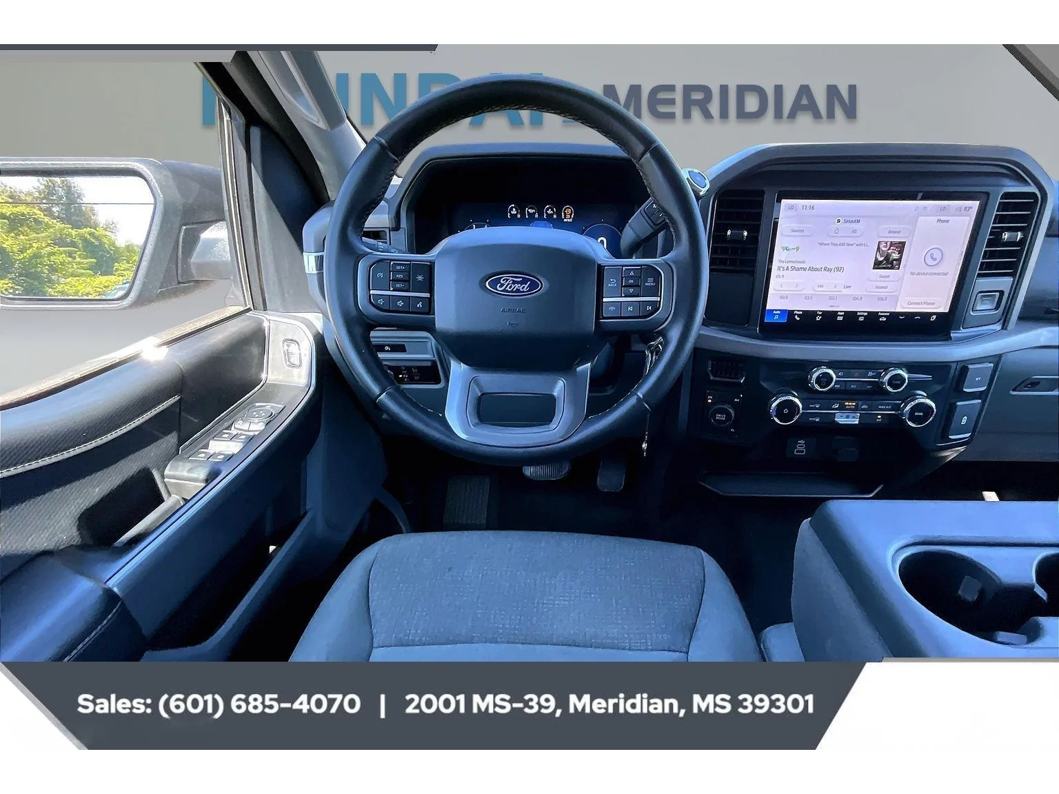 Used 2025 AGATE BLACK METALLIC Ford XLT image 5