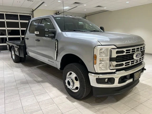 New 2026 Silver Ford XLT image 7
