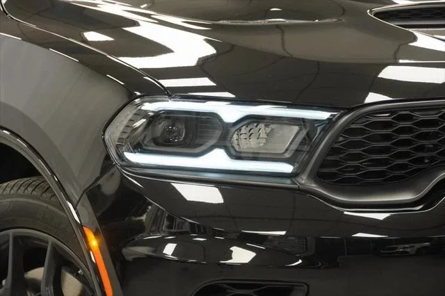 New 2026 Diamond Black Clear-Coat Exterior Paint Dodge GT PLUS image 5