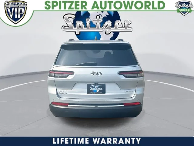 New 2026 Silver Zynith Jeep Laredo image 8