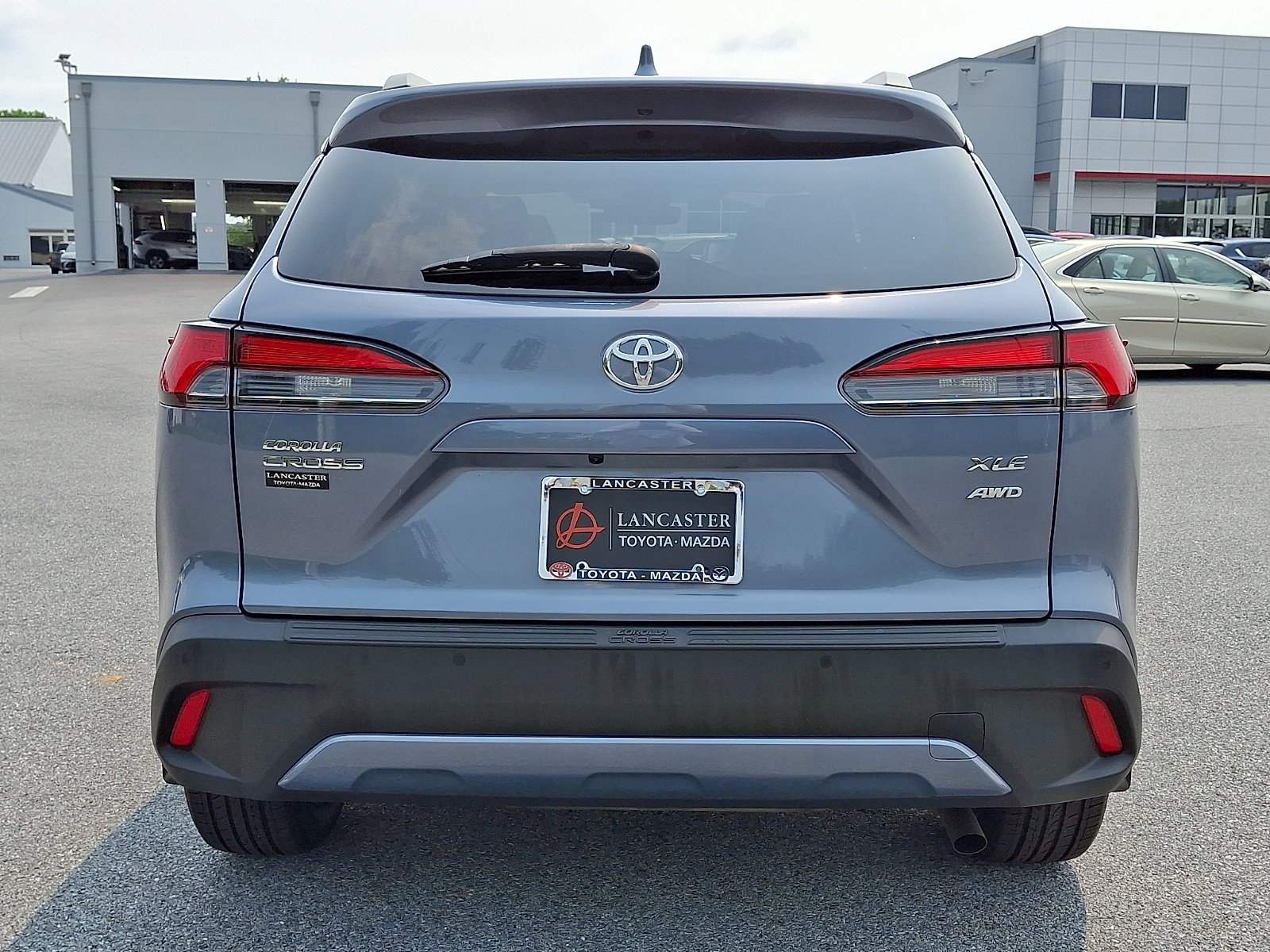 Used 2022 Celestite Toyota XLE image 6