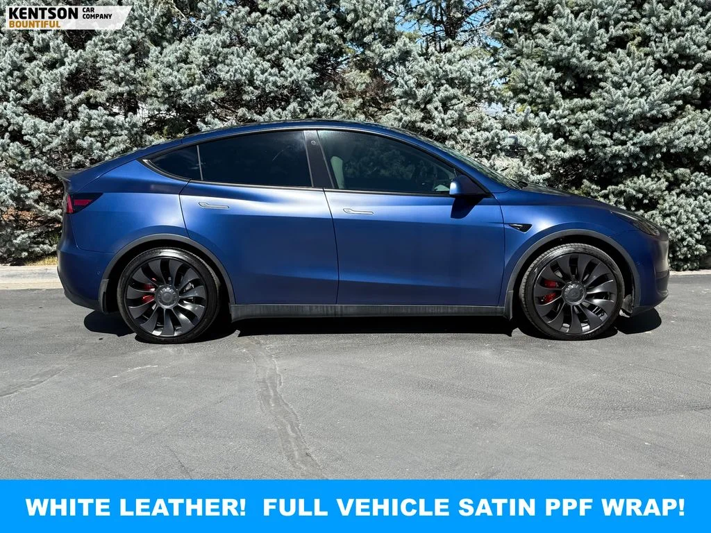 Used 2022 Blue Tesla Performance image 9