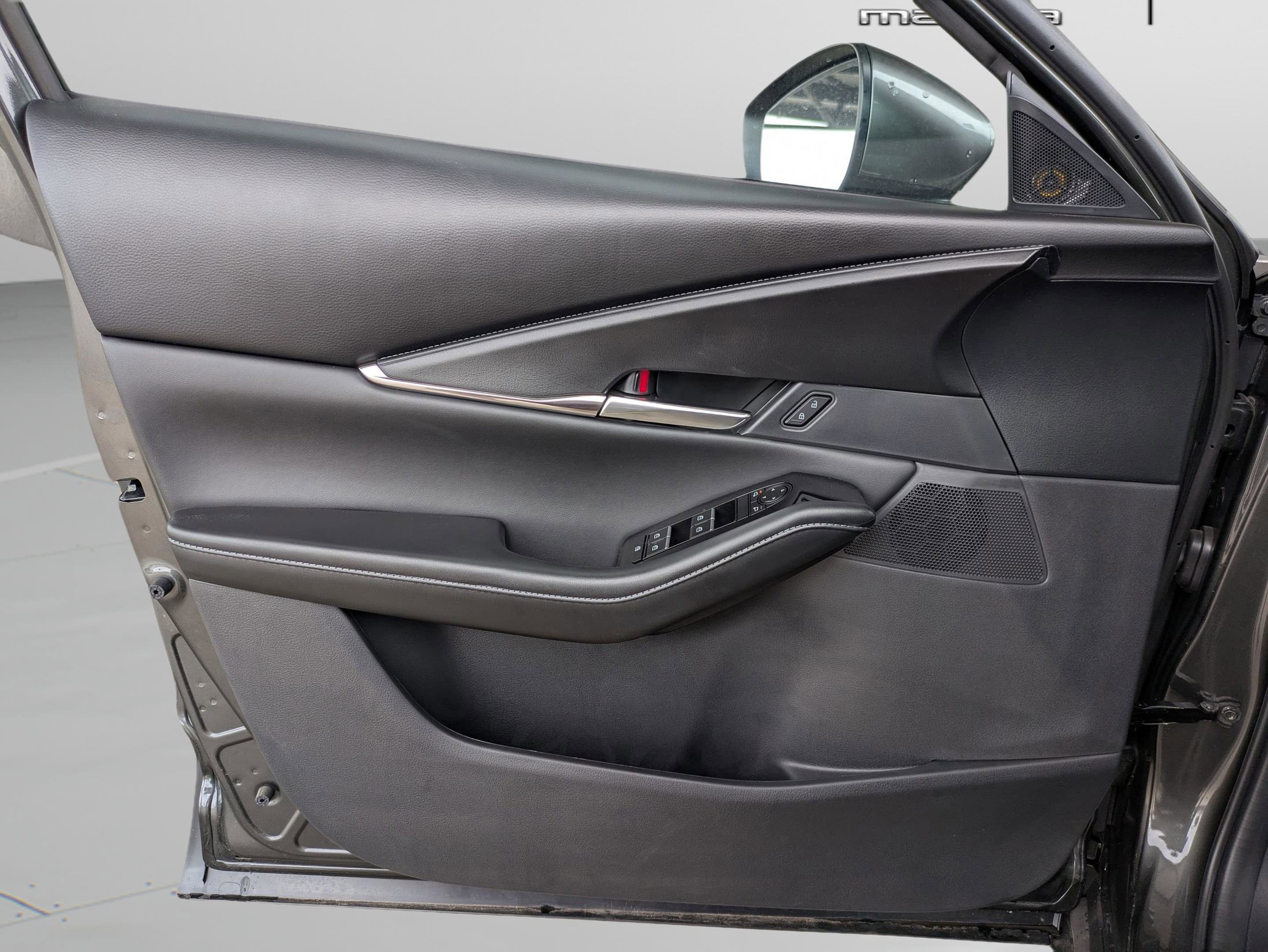 2025 Mazda CX-30 Preferred - Photo 9