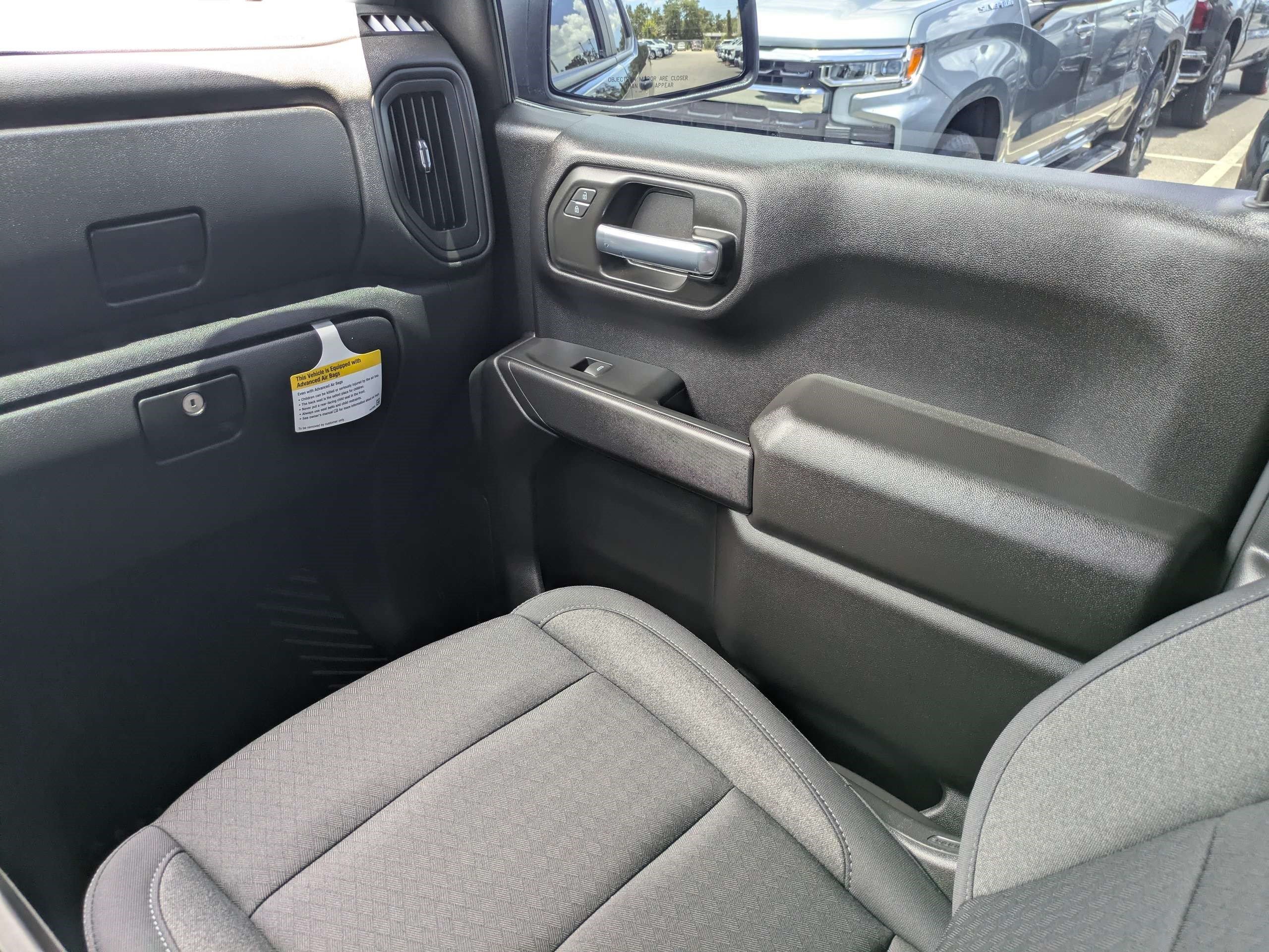 Used 2025 Black Chevrolet Custom image 16