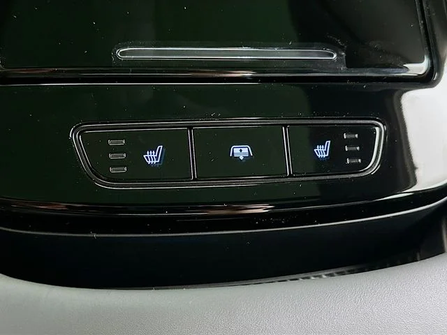 New 2026 Black Genesis 3.5T image 13