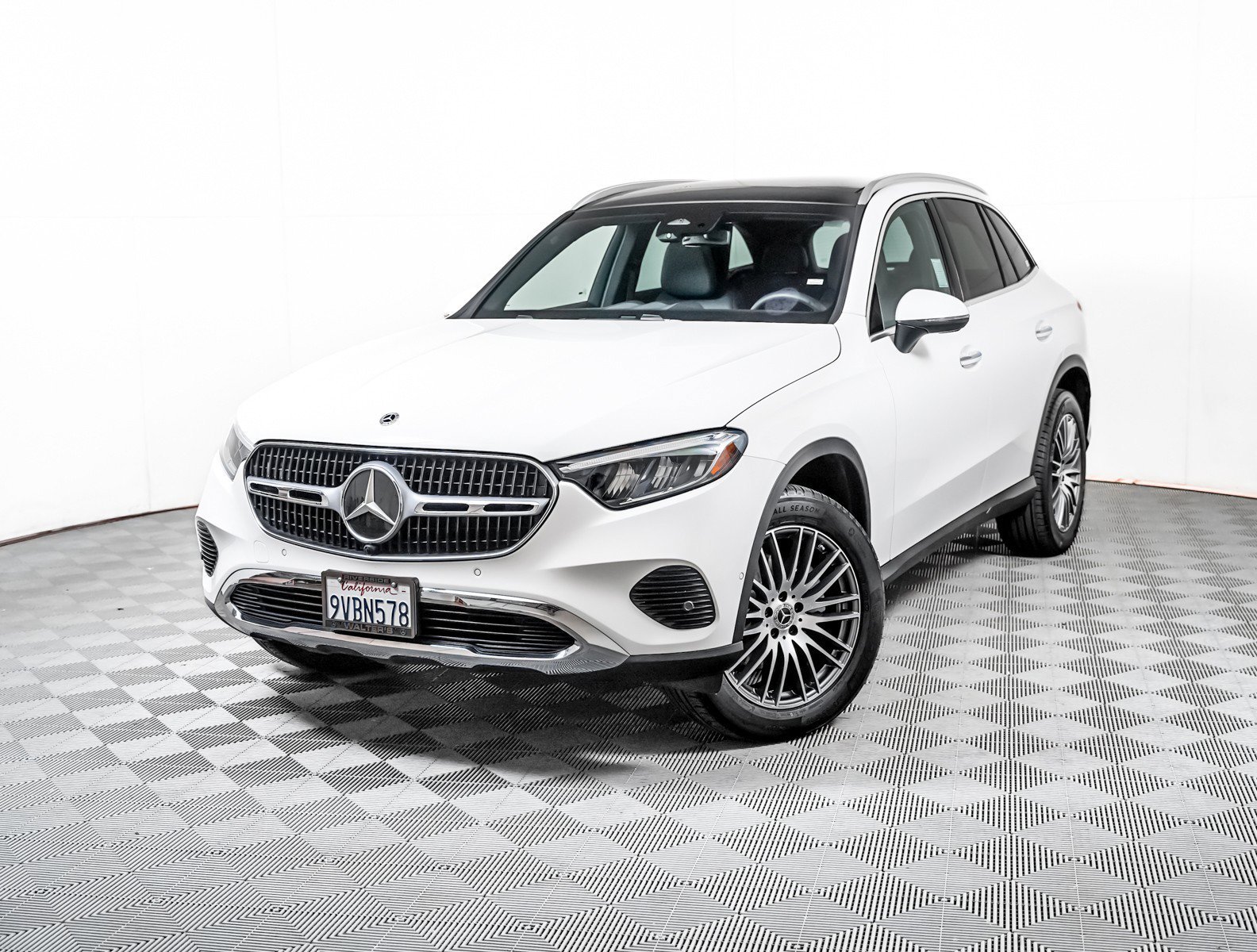 2026 Mercedes-Benz GLC GLC 300 4MATIC's photo