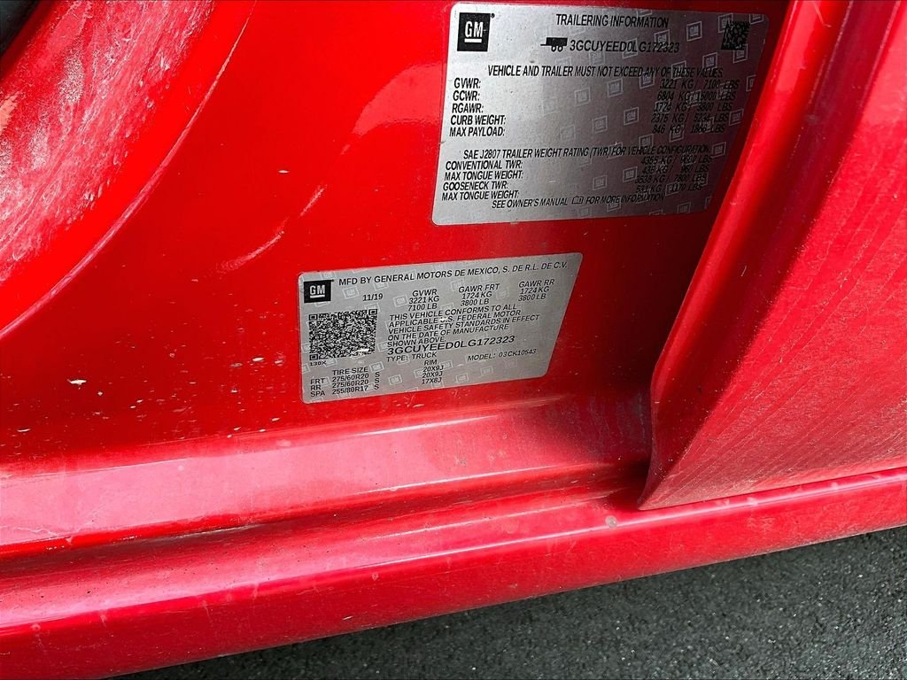 Used 2020 Red Chevrolet RST image 9