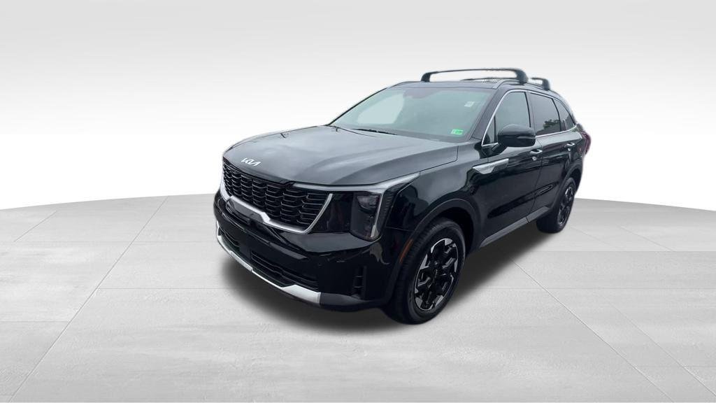 2025 Kia Sorento S - Photo 11