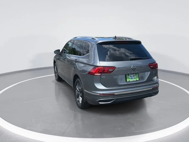 Used 2023 Platinum Gray Metallic Volkswagen 2.0T SE image 8