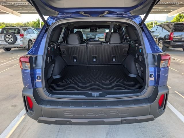 New 2026 SAPPHIRE BLUE PEARL Subaru Premium image 21