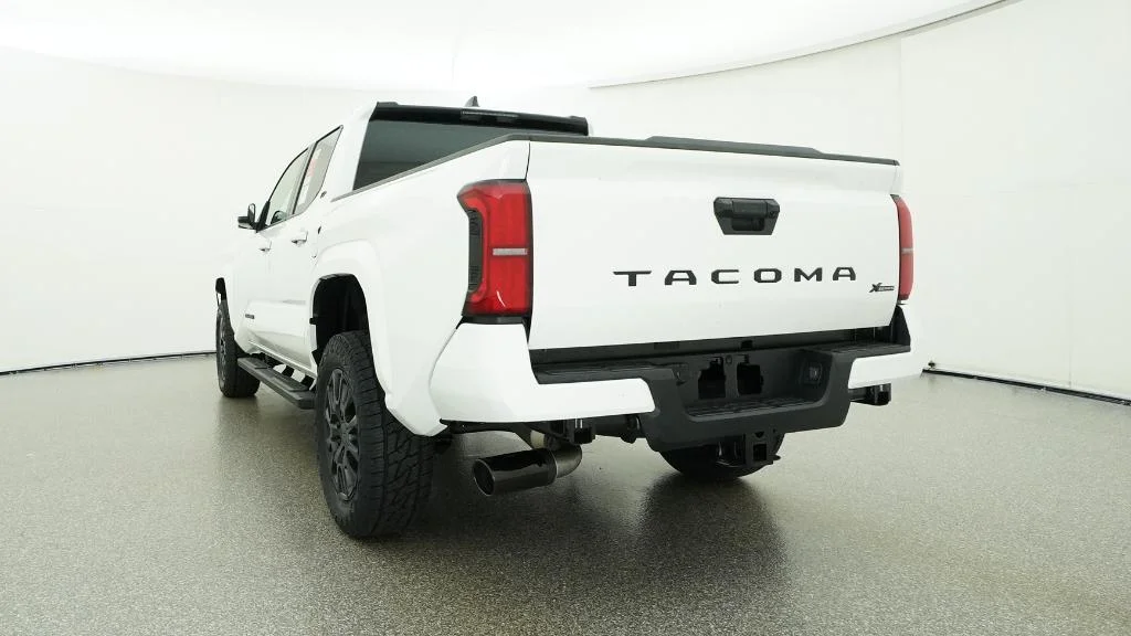 New 2026 Ice Cap Toyota SR5 image 5