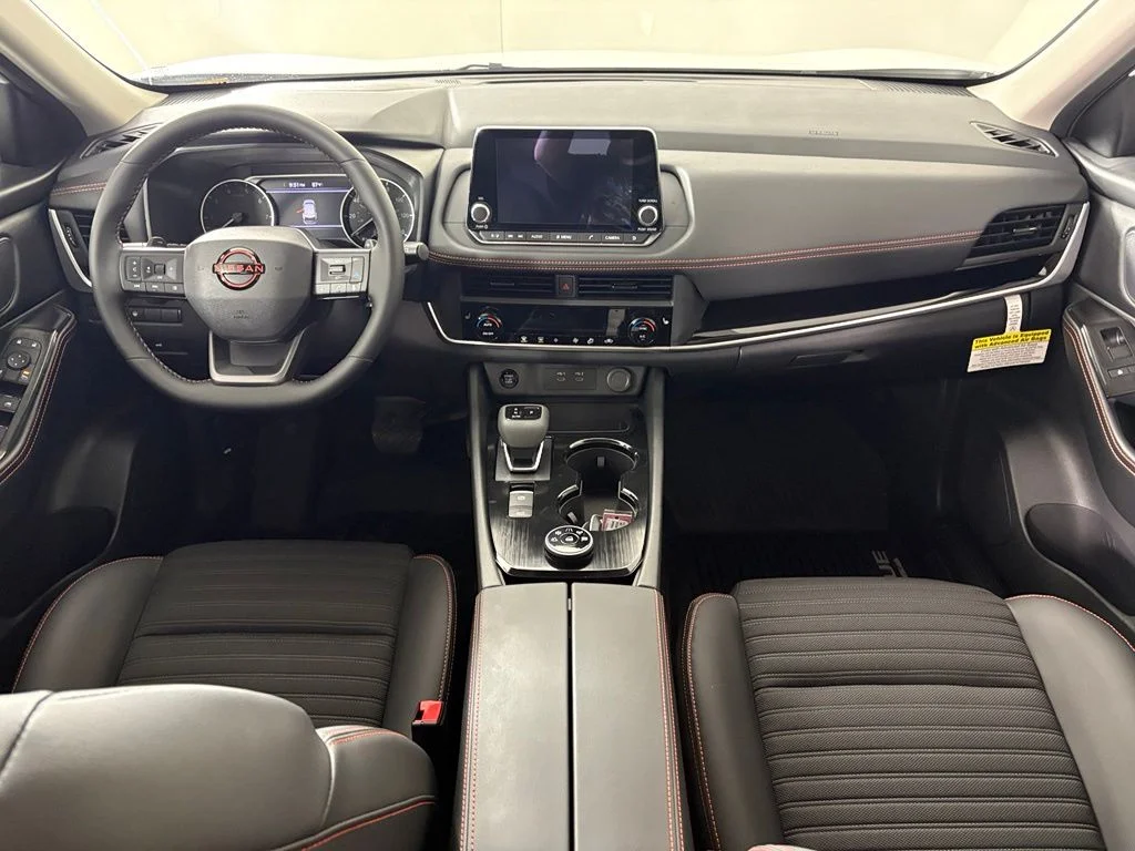 New 2026 Everest White Pearl TriCoat Nissan Rock Creek® image 41