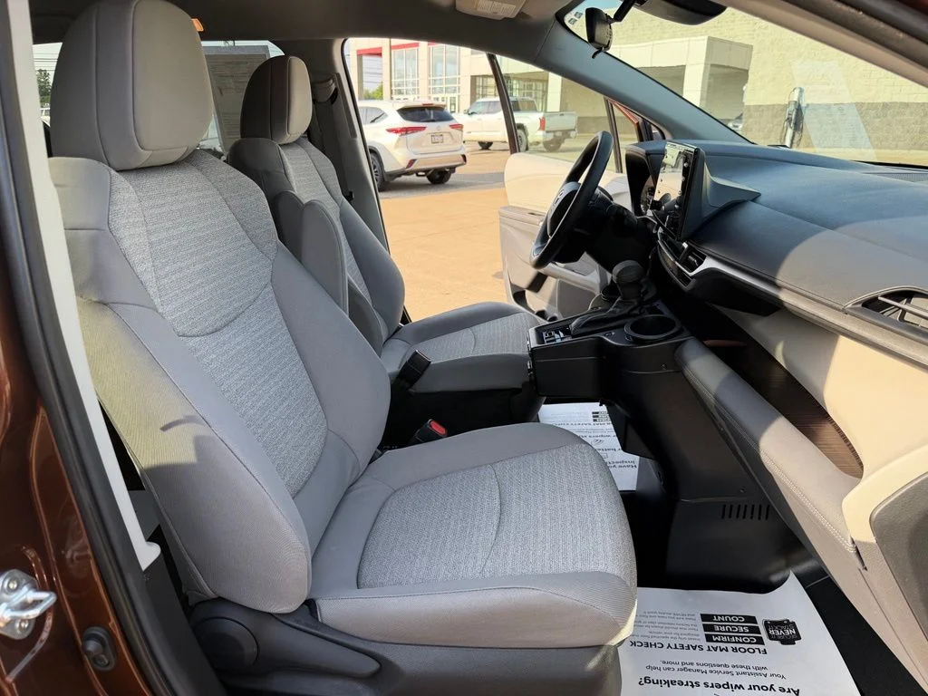Used 2022 Brown Toyota LE image 31