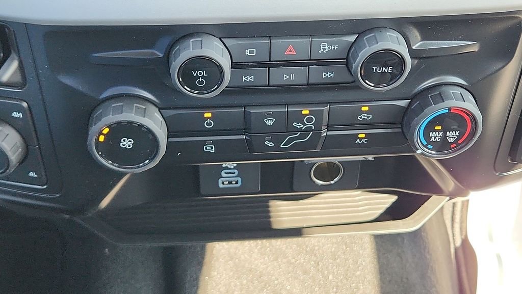 2026 Ford F-350 Super Duty XL - Photo 22