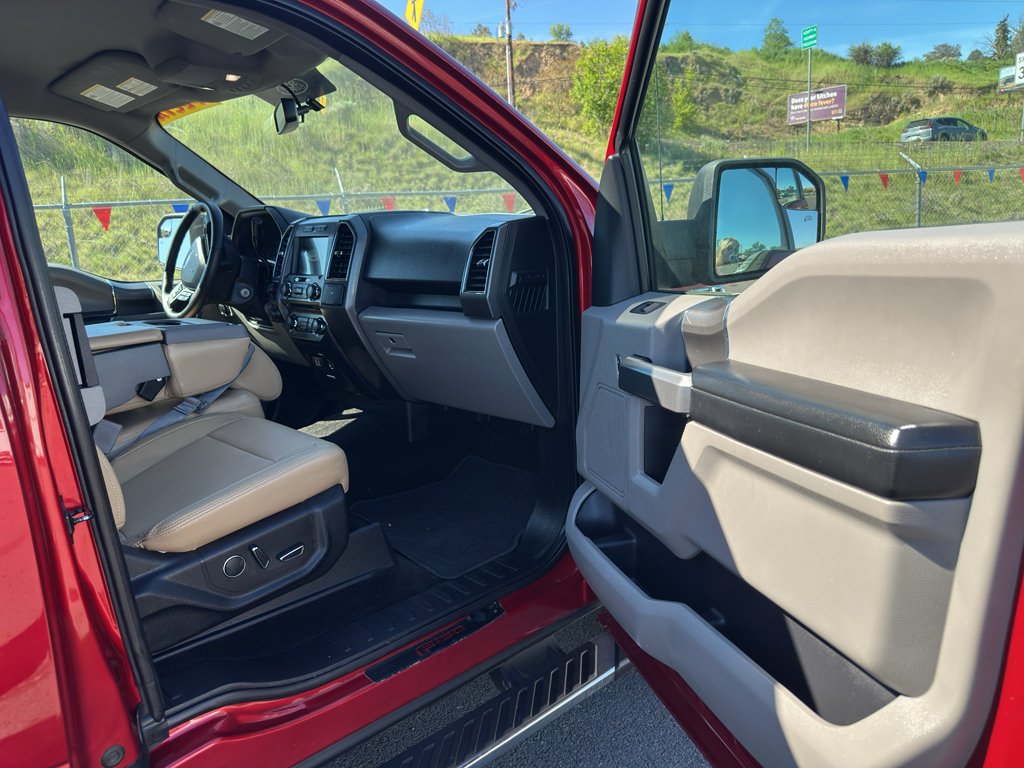 Used 2018 Red Ford XLT image 10