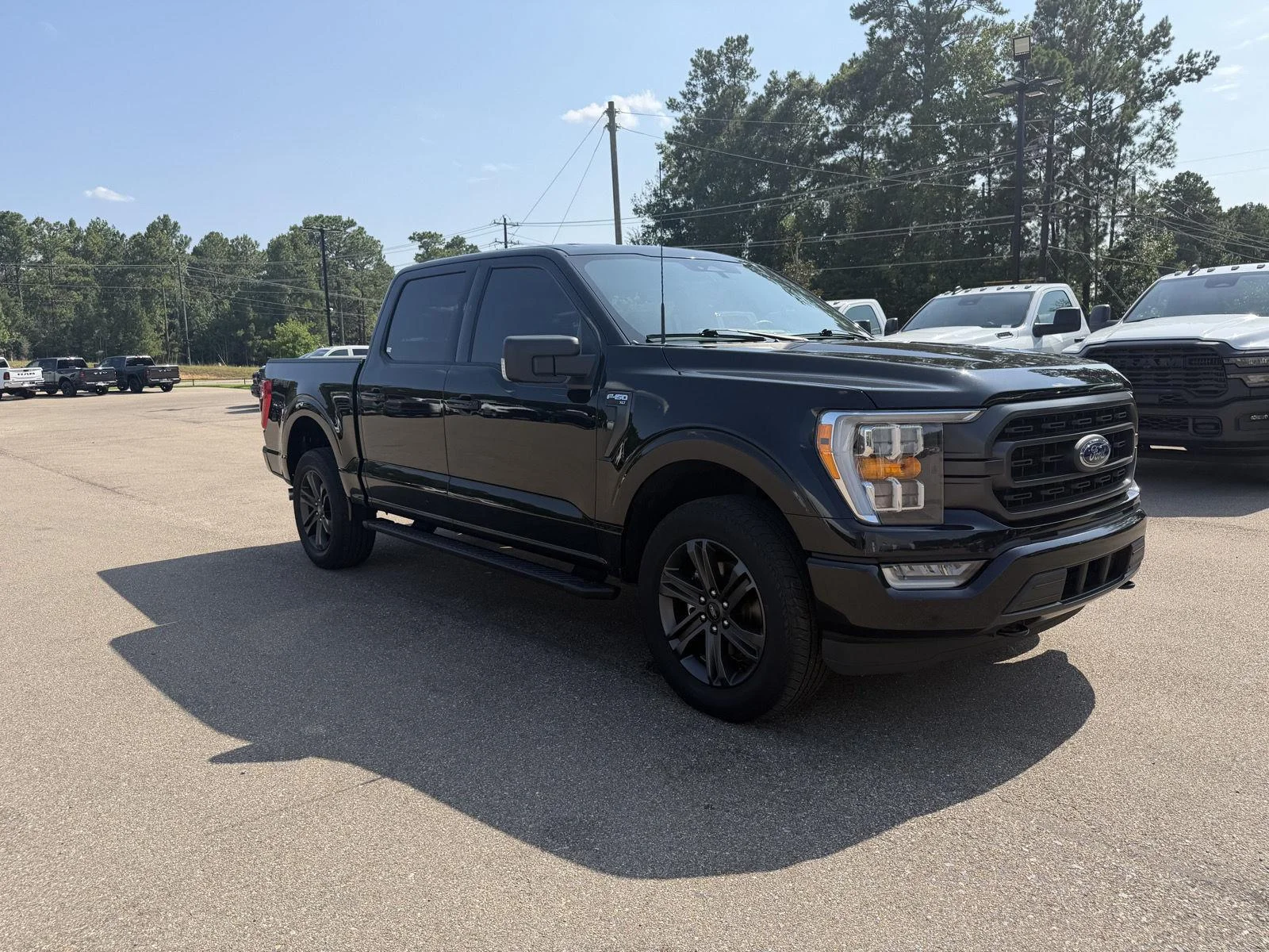 Used 2023 Agate Black Ford XLT image 3