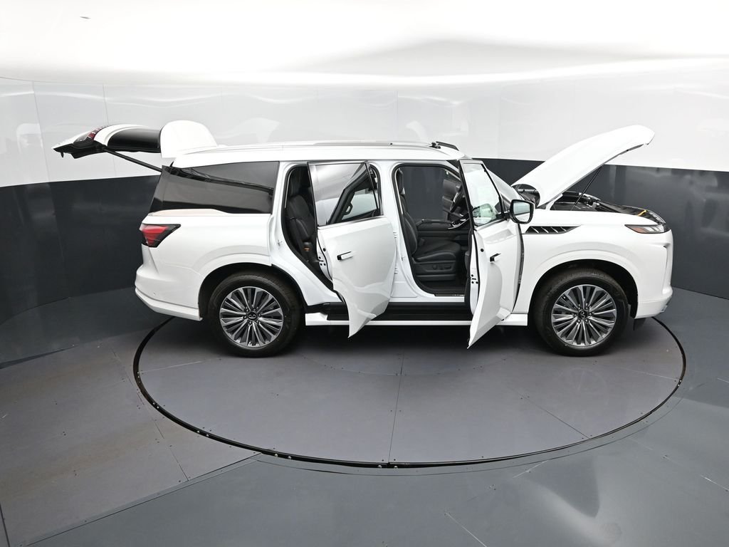 New 2026 RADIANT WHITE INFINITI Luxe 2WD image 53
