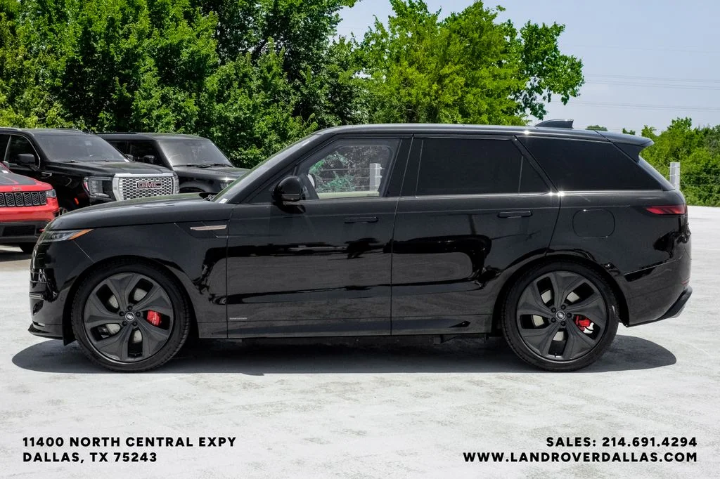 Certified Used 2024 SV Bespoke Match to Sample in Gloss Finish Land Rover Autobiography image 9