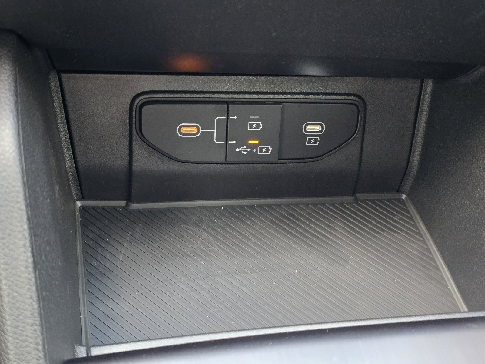 New 2026 Glacial White Pearl Kia LX image 11