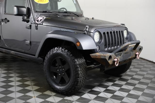 Used 2017 Gray Jeep Unlimited Sport image 22