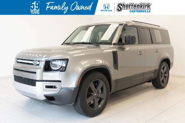 Used 2025  Land Rover S image 32