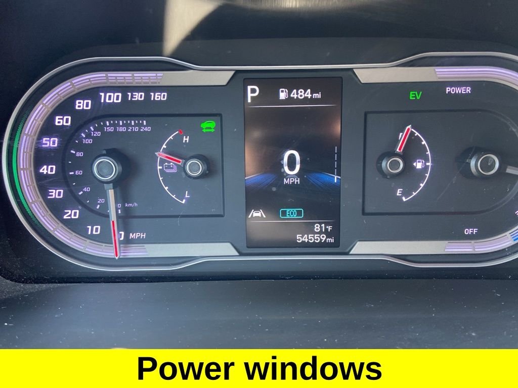 Used 2022  Hyundai Blue image 16