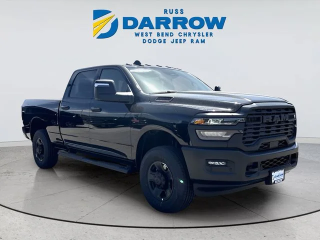 New 2026 Diamond Black Crystal Pearl-Coat Exterior Paint RAM Tradesman image 7