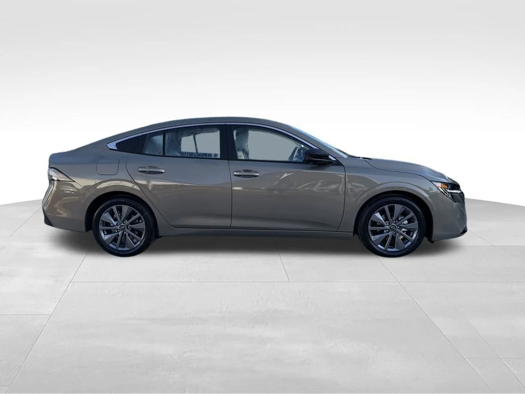 New 2026 Brown Nissan SL image 9
