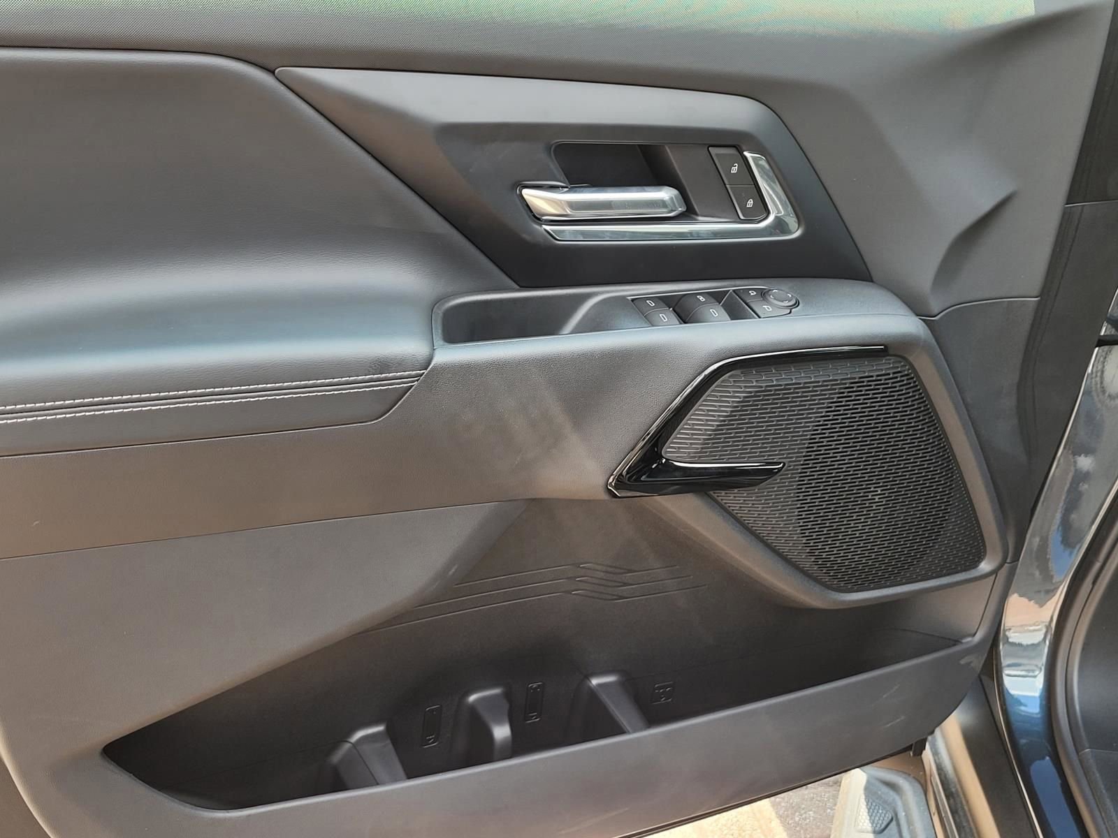 2026 Chevrolet Silverado EV LT - Photo 12