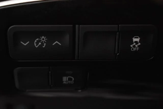 Used 2021 Red Toyota XLE image 29