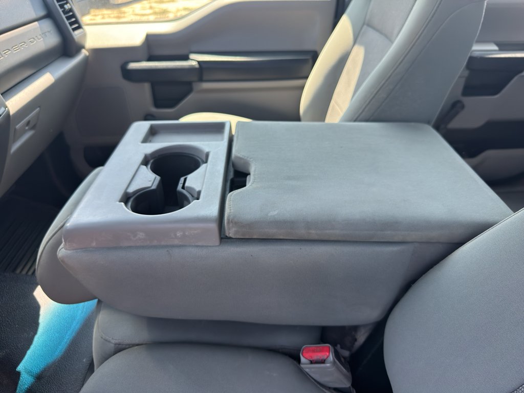 Used 2017 Shadow Black Ford XL image 26
