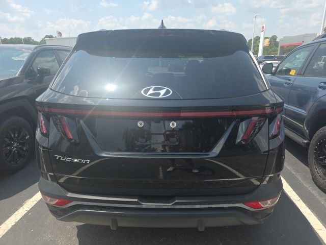 Used 2023 Phantom Black Hyundai SEL image 9