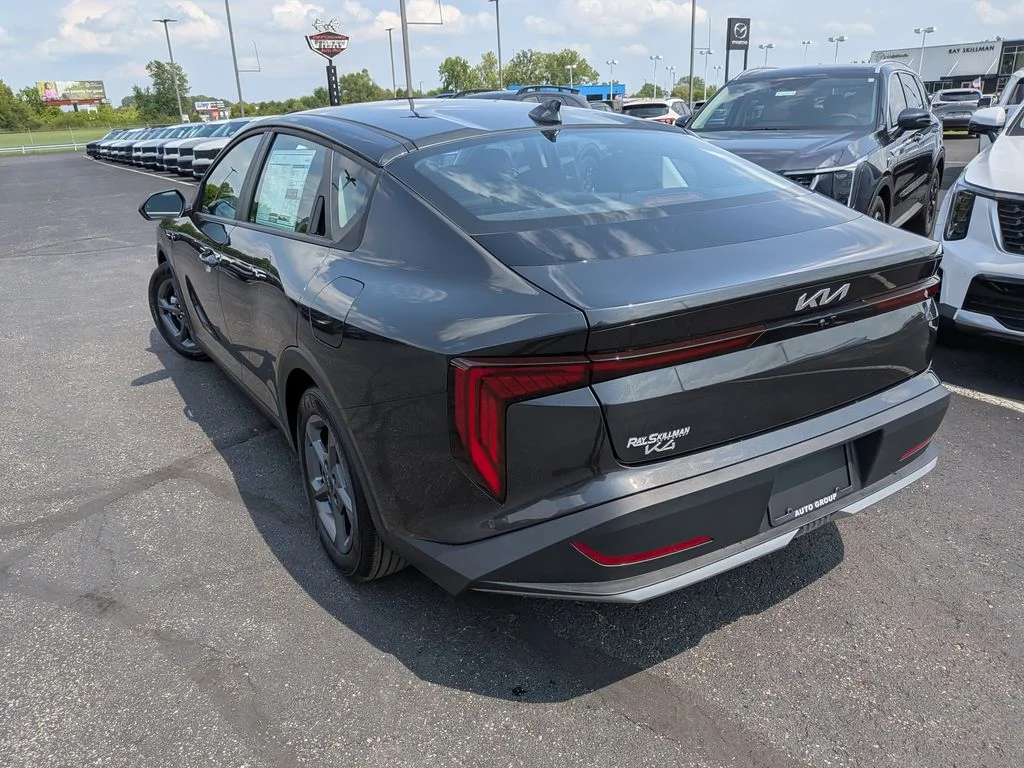 New 2026  Kia LXS image 32