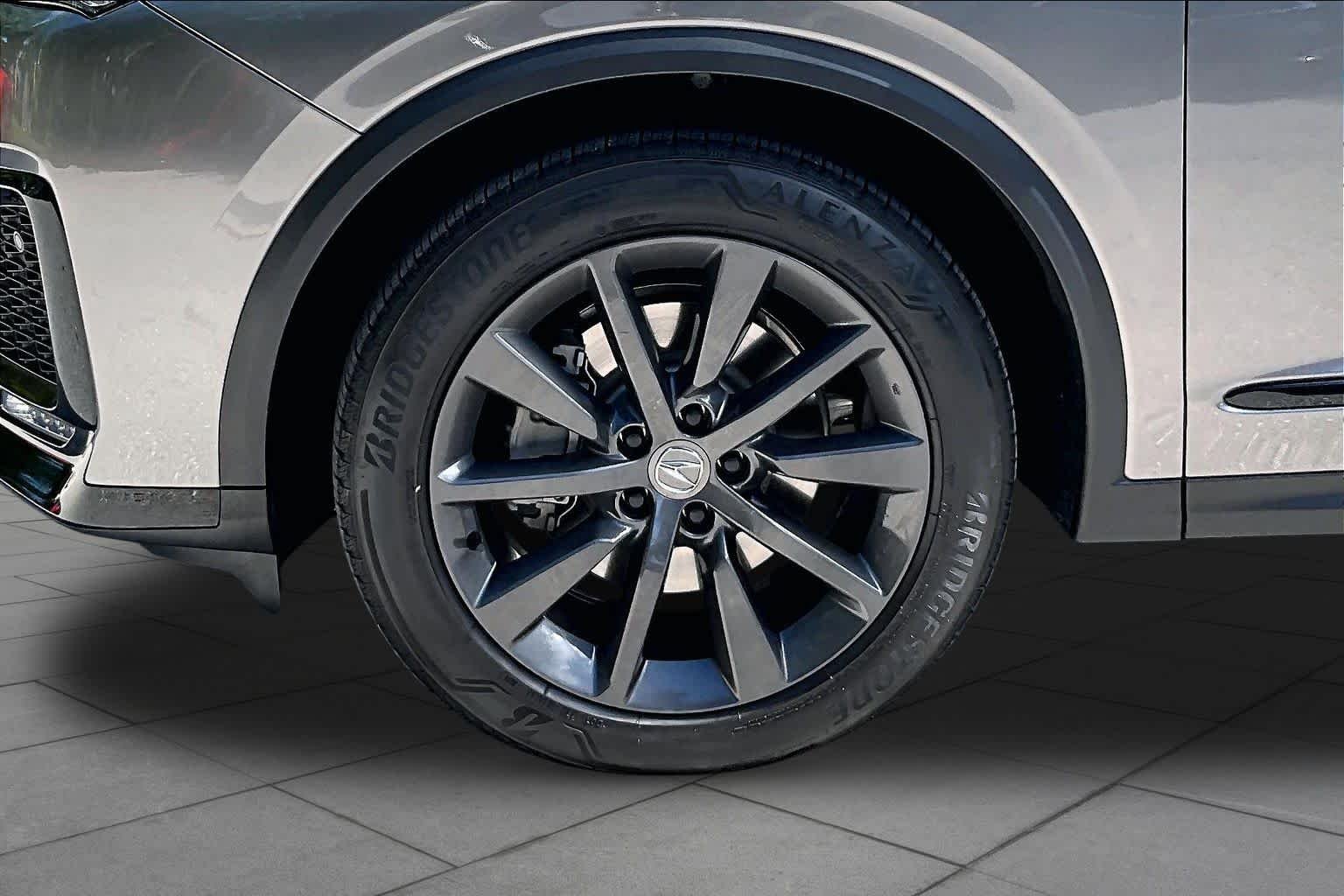 Used 2025 Liquid Carbon Metallic Acura w/A-Spec Package image 11