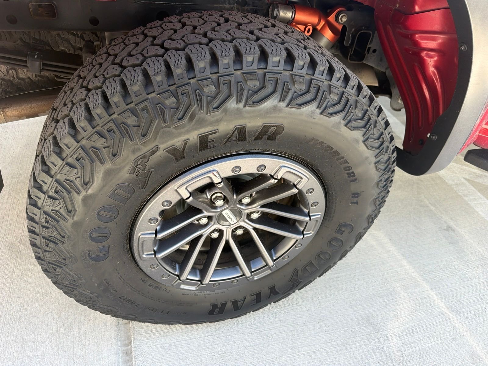 Used 2019 Ruby Red Metallic Tinted Clearcoat Ford Raptor image 9