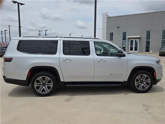 Used 2024 Silver Zynith Jeep Series II 4x2 image 4