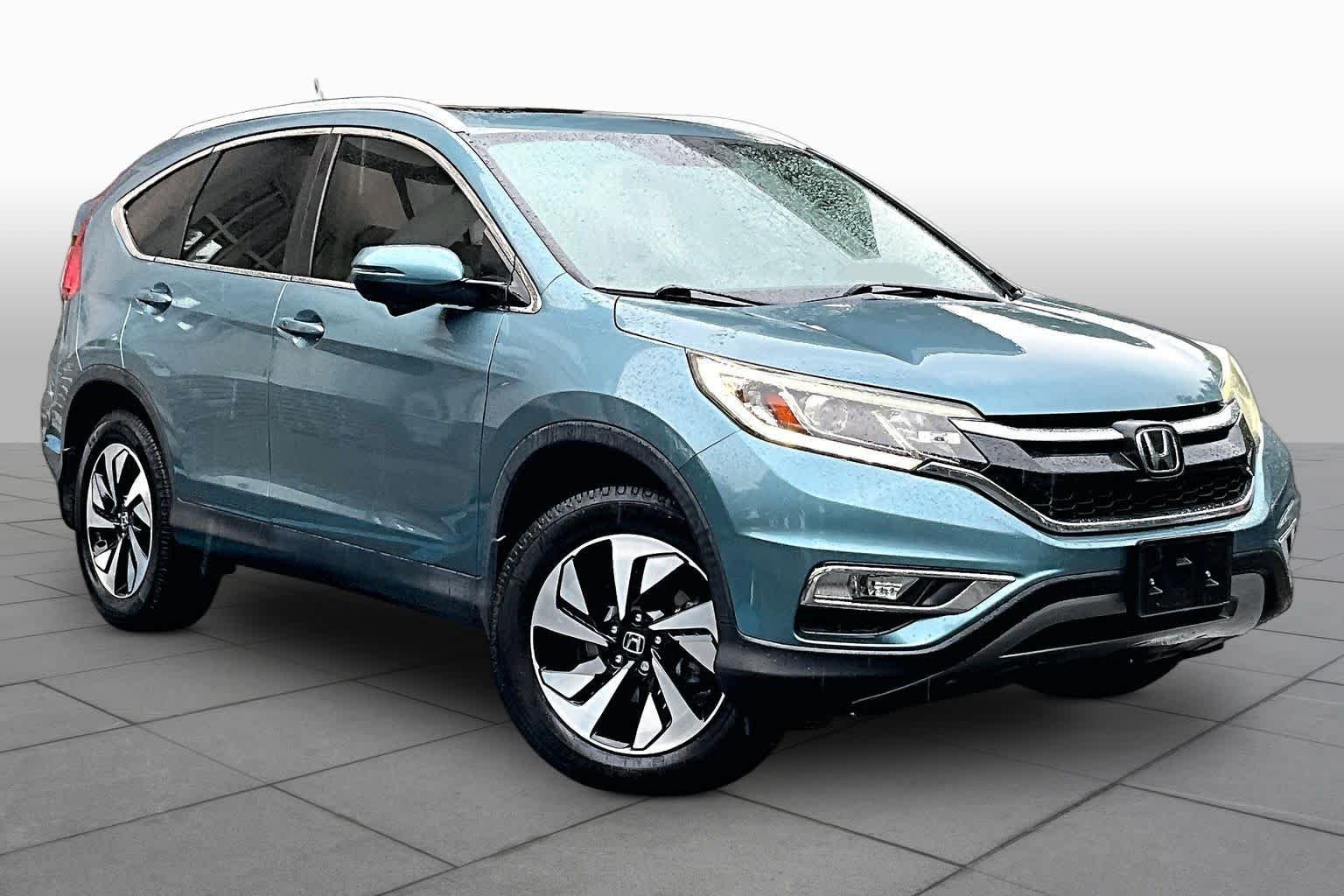 Used 2016 Mountain Air Metallic Honda Touring image 4