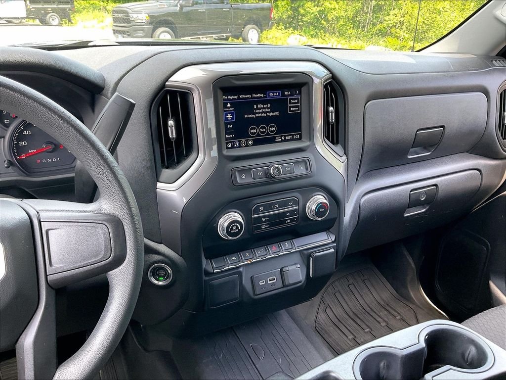 Used 2022 Pacific Blue Metallic GMC Pro image 17