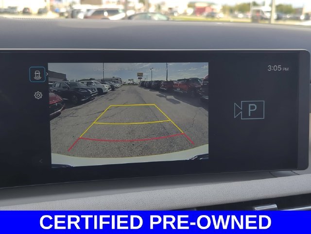 Certified Used 2025 White Hyundai SEL Convenience image 23