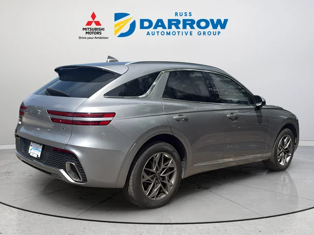 Used 2023 Silver Genesis 2.5T image 5