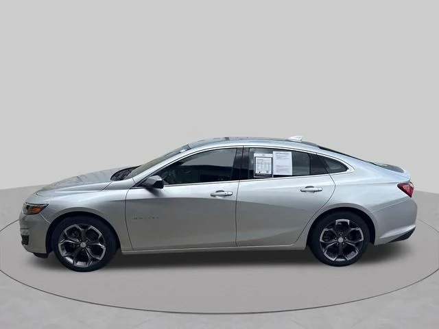 Used 2022 Silver Chevrolet LT image 2