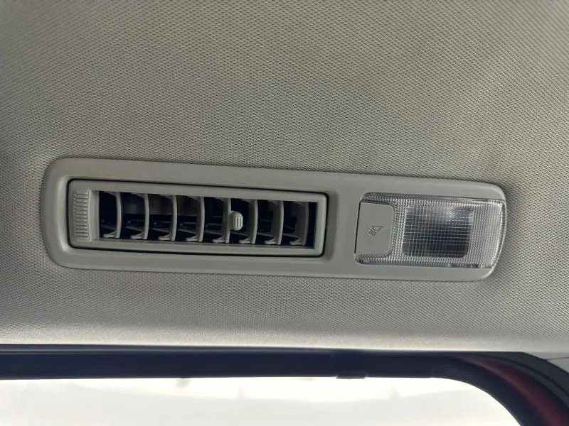 Used 2023  Toyota XLE Minivan 4D image 53